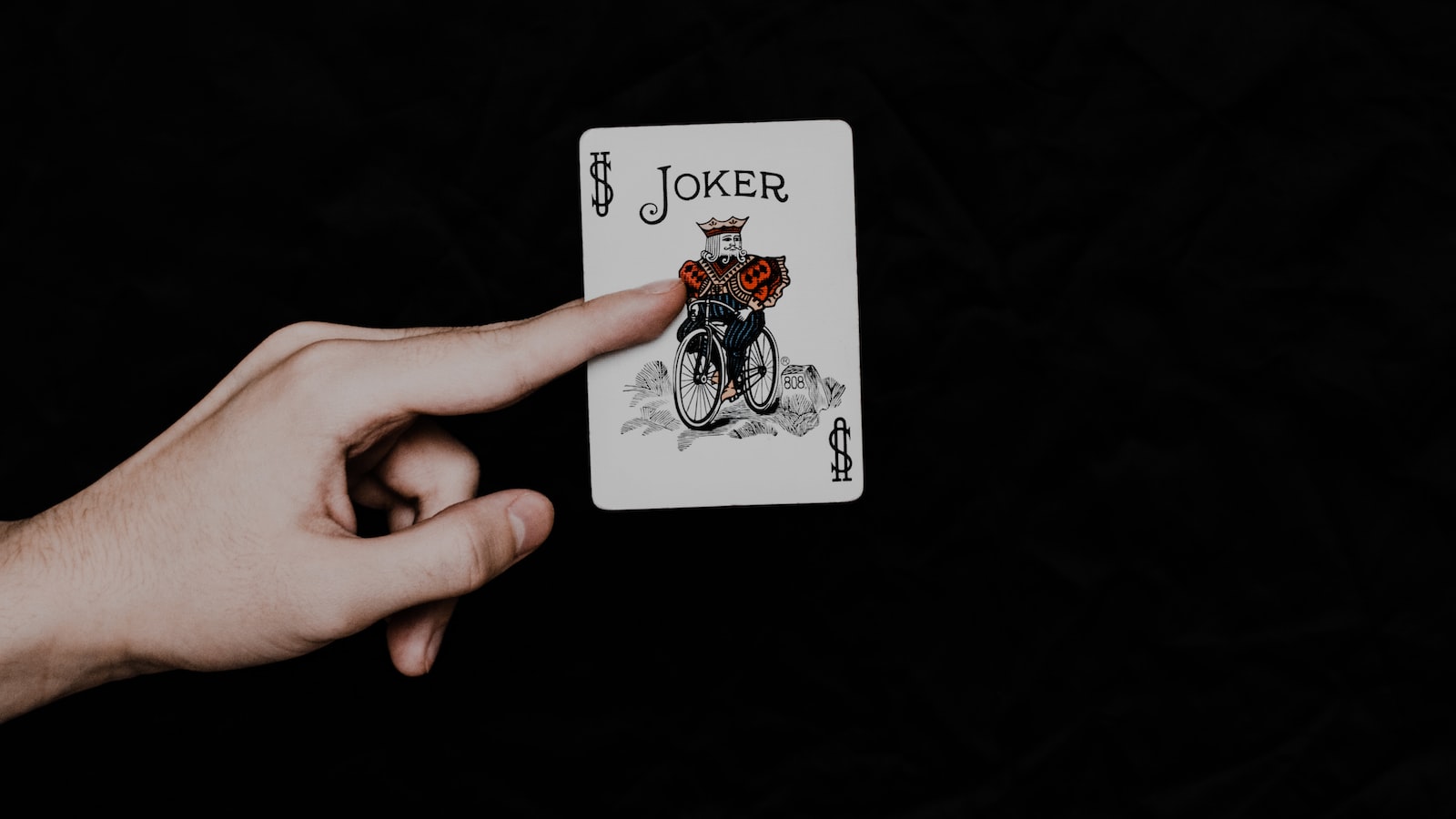 “The Art of Bluffing: Poker Players’ Best-Kept Secrets”